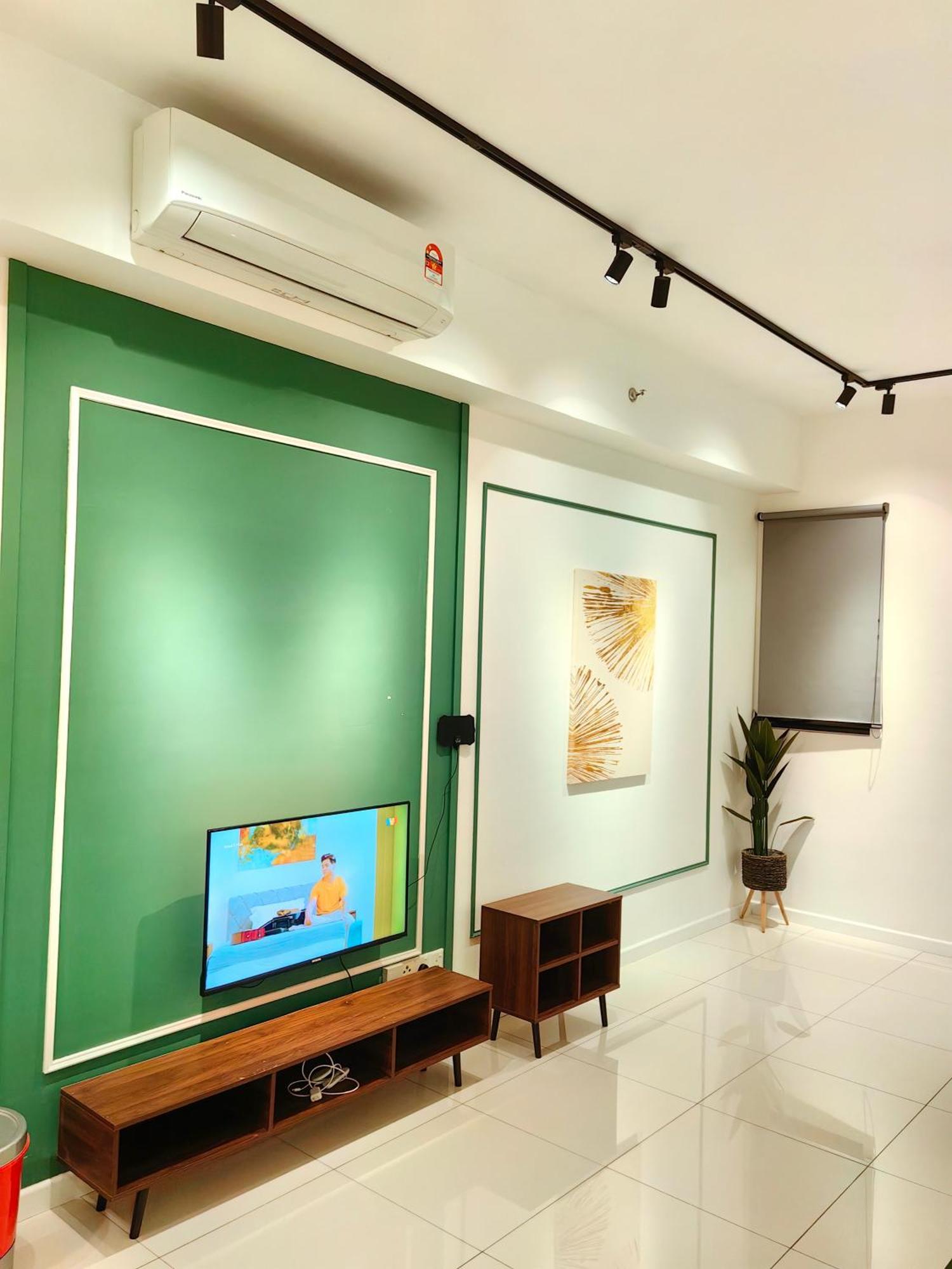 Chamber Resident Service Klcc * Kuala Lumpur