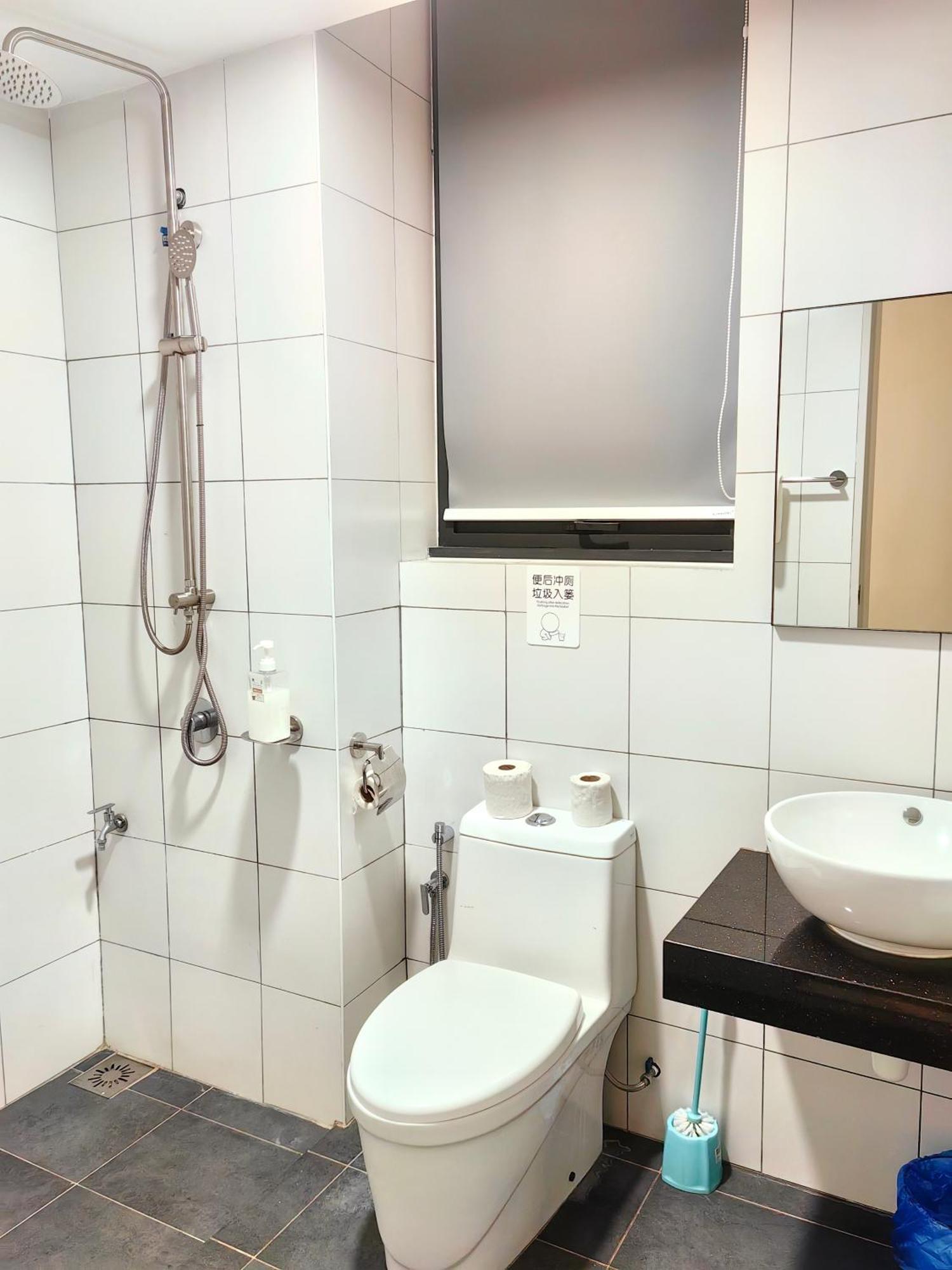 Chamber Resident Service Klcc Apartment Kuala Lumpur